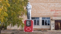 Памятник воинам односельчанам, погибшим в Великой Отечественной войне с. Аландское. Сентябрь 2021 года