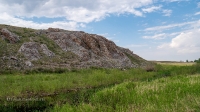 Кызкольский мраморный утес на реке Кумыстюбе. Июнь 2021 года