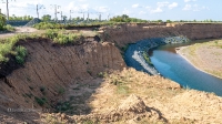 Обрыв берега реки Сакмара у села Жёлтое