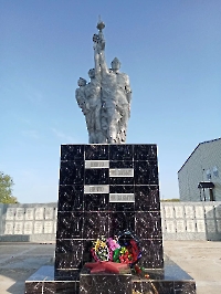 Памятник воинам, погибшим в годы Великой Отечественной войны с. Чесноковка
